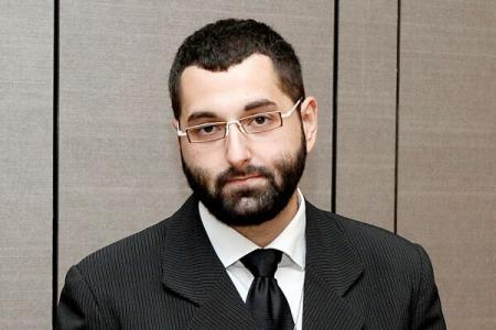 Bogdan Oprea, eliberat din funcția de purtător de cuvânt al președintelui Băsescu
