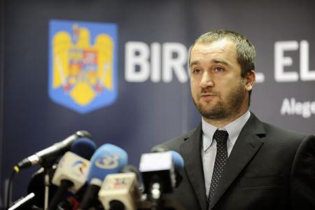 BEC – rezultate parțiale, ora 10,20: Iohannis – 54,50%, Ponta – 45,49%