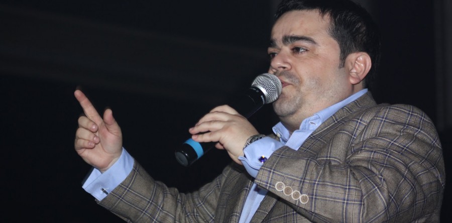 A dat de belea! Adi Minune este la un pas să rămână fără avere?