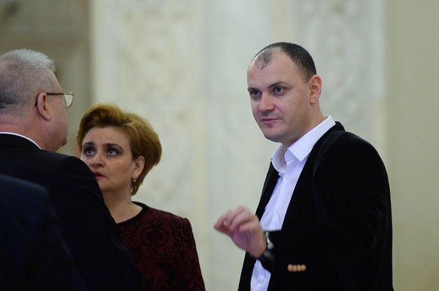 Ghiţă cere Comisiei de control SRI să fie prezentat numărul politicienilor interceptaţi în campanii