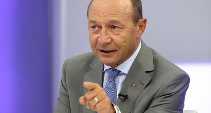 Băsescu, despre promulgarea legii privind alegerea Parlamentului: Românii au fost ‘puțin vânduți’