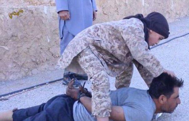 ISIS a decis ca decapitările să fie cenzurate