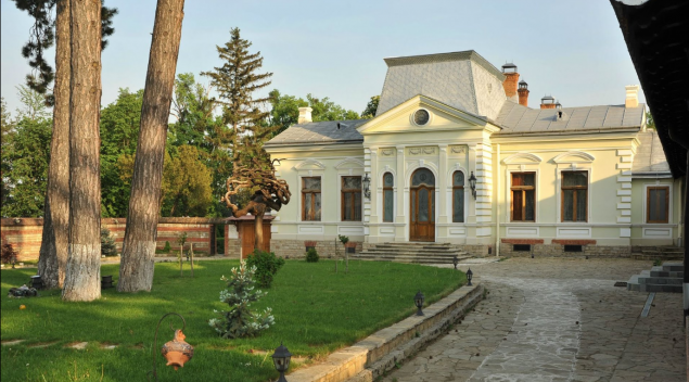 Totul despre nunta dubla a Laurei Cosoi! Iata conacul in care va avea loc, in weekend.