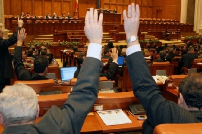 Sesiunea extraordinară pentru noul Cod fiscal va avea loc luni
