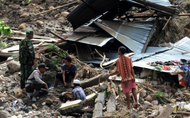 Cutremur în Indonezia: Peste 60 de răniţi în urma seismului cu magnitudinea de 6,6 grade