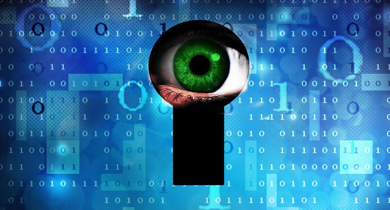 Noua lege Big-Brother, pe masa preşedintelui