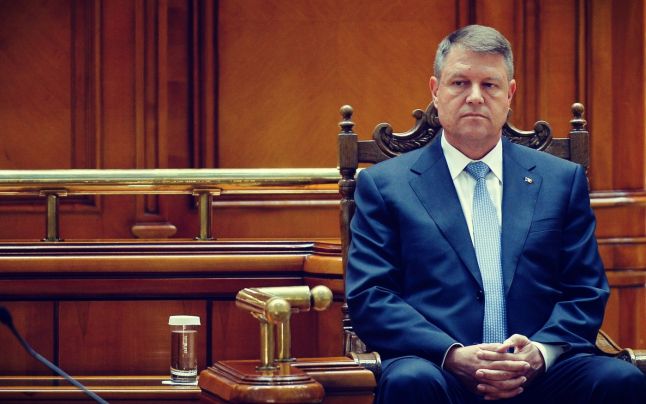 Parlamentarii corupți vor avea pensii speciale. Parlamentul discută cererea de reexaminare a preşedintelui Klaus Iohannis
