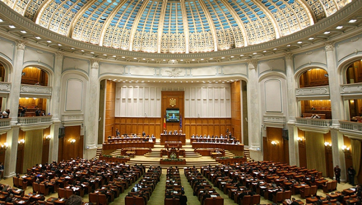 Senat: Meteorologia, încadrată la activităţile cu specific de apărare şi securitate naţională