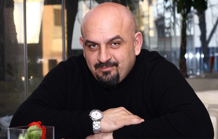 Un celebru burlac de la noi s-a însurat! A încercat să țină totul secret!