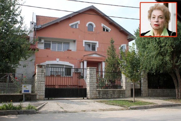 Aceasta este casa Paulei Iacob! În ce vilă impunătoare locuia