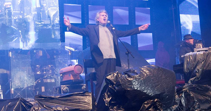 Aproape de tragedie! Ce a patit Toto Cutugno duminica noapte, in timpul unui concert la Festivalul Vinului de la Focsani!