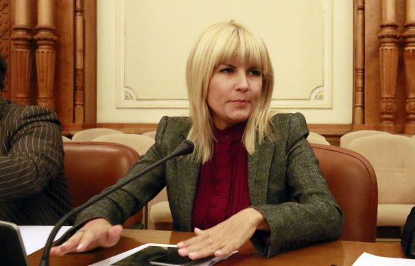 Elena Udrea, despre pensiile speciale ale parlamentarilor: Este ca momentul este foarte prost pentru o astfel de iniţiativă