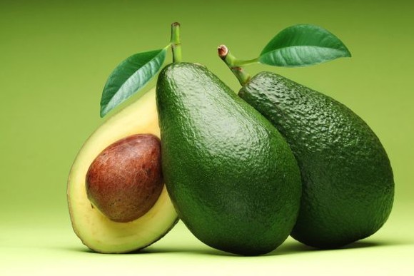Mască de înfrumuseţare cu avocado