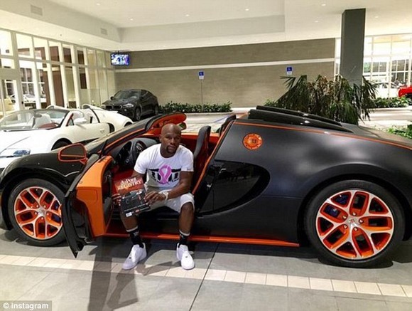 Mayweather şi-a mai luat o maşină. Costă 3,5 milioane de dolari!