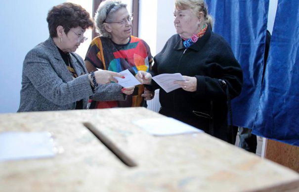Votul prin corespondenţă, din nou pe masa Comisiei parlamentare de Cod Electoral