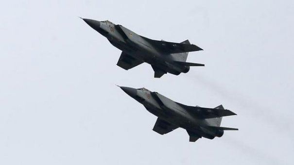 Statele Unite ale Americii cheltuiesc 8 milioane de dolari pe zi pentru atacurile aeriene în Siria şi Irak; Rusia de 2-4 ori mai puţin