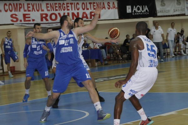 Baschet masculin: Energia Târgu Jiu – Dinamo 93-96