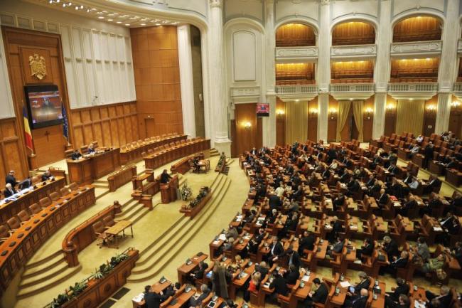 Birourile permanente ale Parlamentului au stabilit ca joi să fie depuse amendamentele la proiectul Legii bugetului
