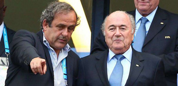 Blatter și Platini, suspendați din fotbal pentru următorii 8 ani! Reacțiile celor doi