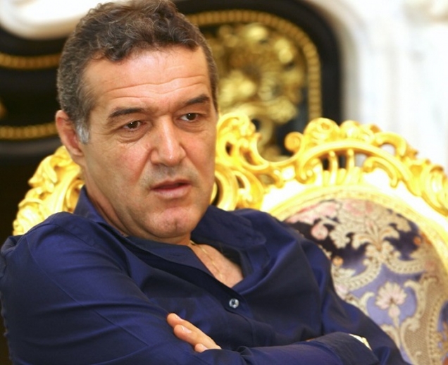 Gigi Becali face asta la fiecare revelion! Am aflat cum se comportă când ajunge la muncă