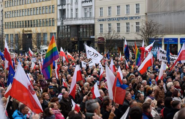 Varșovia, scena unor ample proteste, la două luni după alegeri