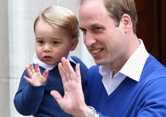 Ce mașină de lux va conduce Prințul George! Ducele a scos-o din muzeu