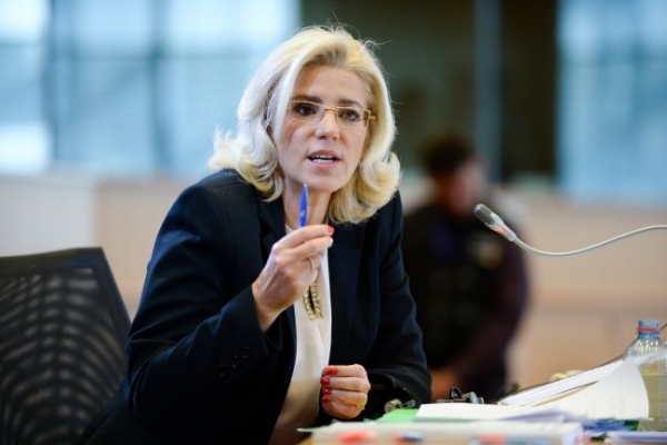 Corina Crețu: România a reușit să folosească integral, în 2015, fondurile europene alocate prin Politica de Coeziune