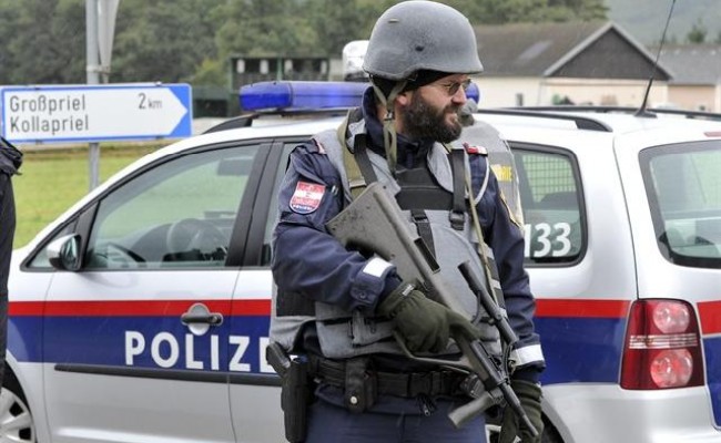 Poliţia din Austria a primit puteri sporite de investigare a extremiștilor şi teroriştilor