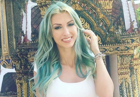Andreea Bălan, schimbare spectaculosă de look. S-a vopsit din nou