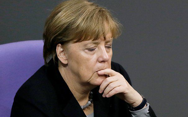 Merkel insistă cu cotele obligatorii: Ştiu că unii s-au săturat să audă acest cuvânt, dar trebuie să o facem