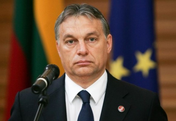 Ungaria face referendum privind cotele obligatorii de refugiaţi