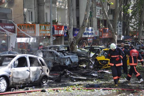 Atacul terorist de la Ankara: Cel puțin 34 de morți și 125 de răniți. Autoritățile sunt convinse că e mâna PKK