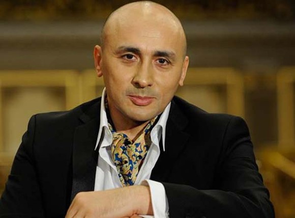 Imagini de senzaţie cu Marcel Pavel din vacanţă!