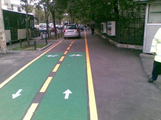 Primăria Capitalei va construi noi piste pentru bicicliști