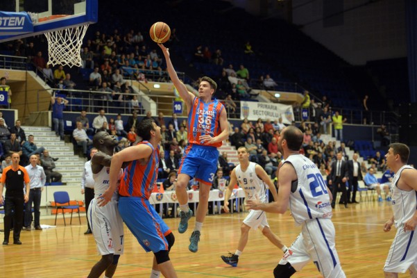 Baschet masculin: Steaua, din nou victorioasă în derby-ul cu Dinamo din play-off