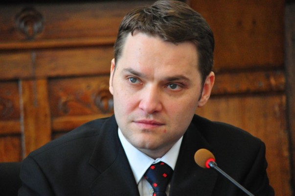 Dan Șova și Viorel Hrebenciuc, audiați la DIICOT