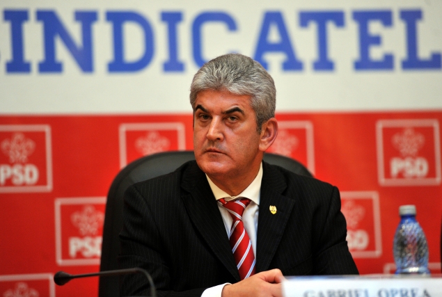 Generalul Gabriel Oprea locuieste intr-o vila-fortareata din Cotroceni