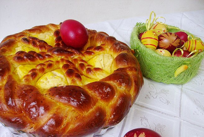 Pască cu brânză dulce