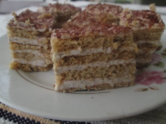 Prajitura fina cu nuci