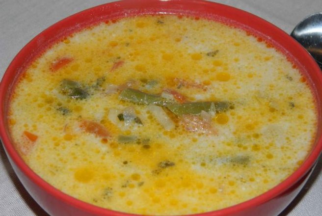 Ciorba de fasole verde cu smantana