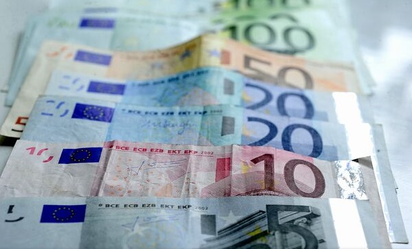 FMI ar vrea ca zona euro să fie de acord cu o restructurare masivă a datoriei Greciei (WSJ)