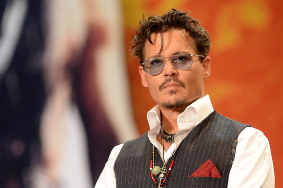 Johnny Depp a ajuns de nerecunoscut!