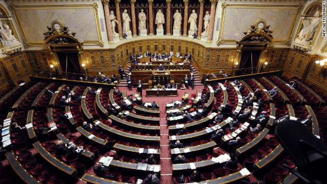 Percheziție la Senatul francez într-un dosar pentru deturnări de fonduri publice