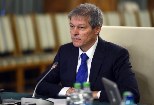 Cioloș: Autoritățile moldovene ar fi de acord ca autoritățile române să preia complet ancheta în cazul prăbușit elicopterul SMURD