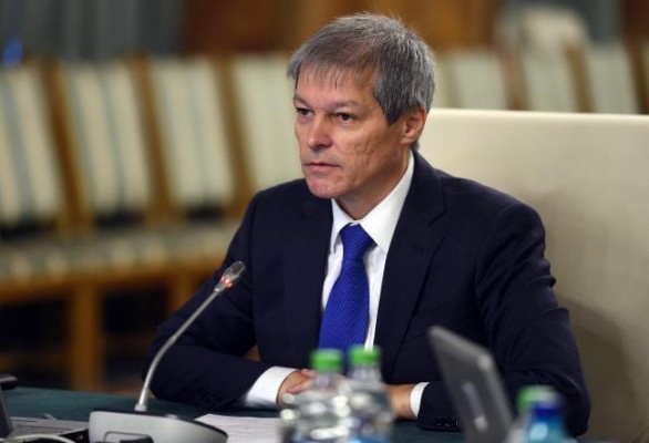 Premierul Cioloș are în conturi aproape 80.000 de euro
