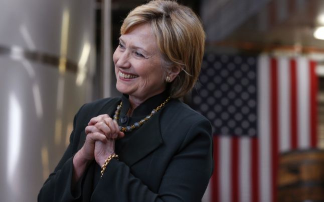 SUA/ alegeri: Hillary Clinton se apropie de învestitură după victoria în Puerto Rico