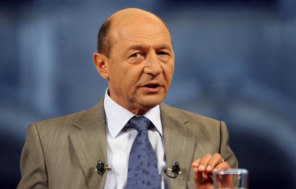Băsescu: Legea votului prin corespondență va fi un mare eșec; soluția – stabilirea a 1.500 – 2.000 de secții în străinătate