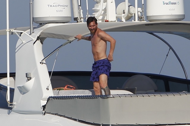 Ce prinţesă are Leo Messi! Iubita starului Barcelonei, mai sexy ca niciodată!