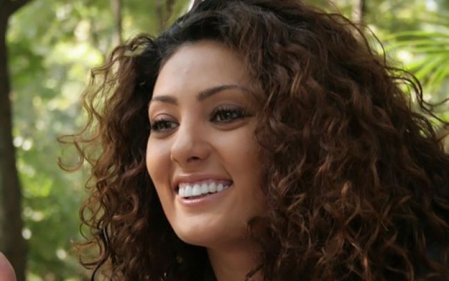 VIDEO Claudia Pavel si-a lansat noul videoclip, iar imaginile sunt incendiare