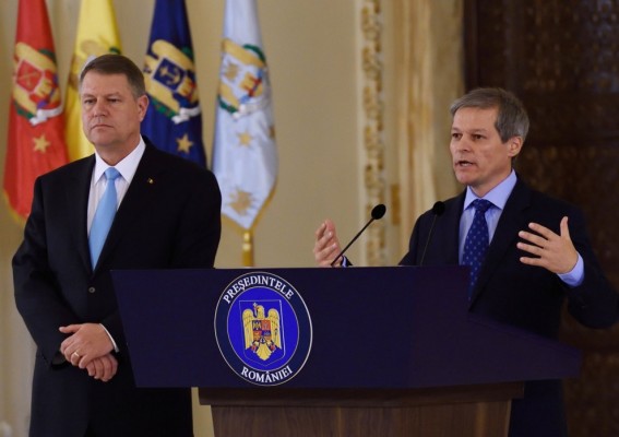 Forumul Administrației Publice, în perioada 4-5 iulie, la Palatul Parlamentului; la eveniment sunt așteptați Iohannis și Cioloș